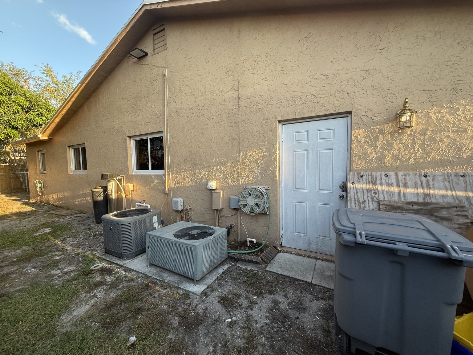 Residential Exterior project photo 3